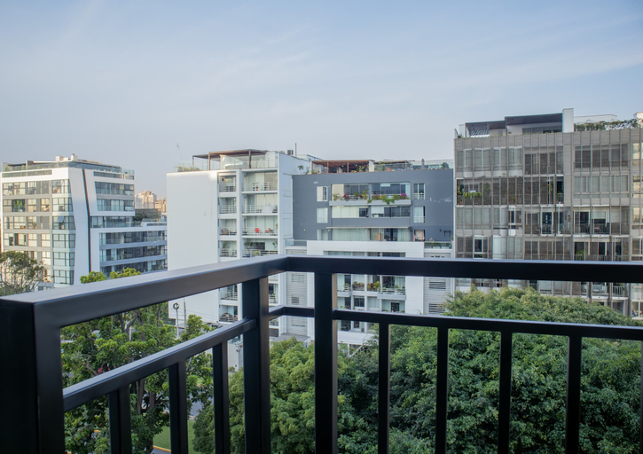 Room 2, w Amazing 2BR w Balcony in San Isidro, Lima