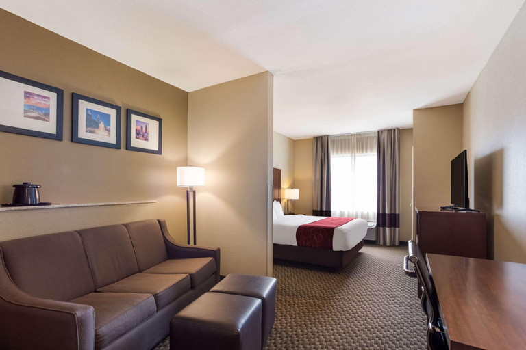 Bedroom 3, Comfort Suites North Mobile, Mobile