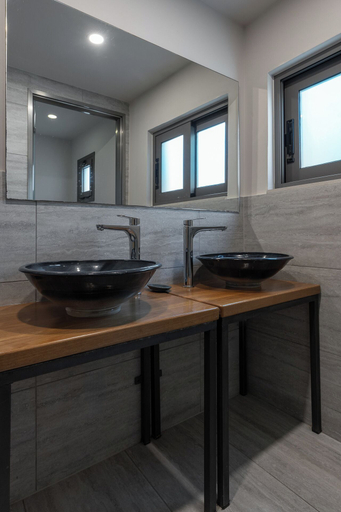 Bathroom 5, Lemonia Accommodations, Ionian Islands