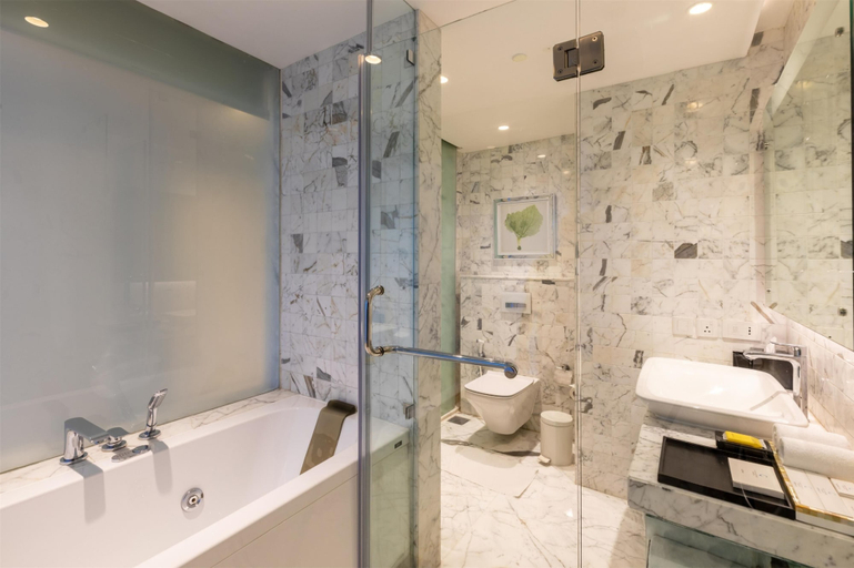 Bathroom 5, Hyatt Centric Candolim Goa, North Goa