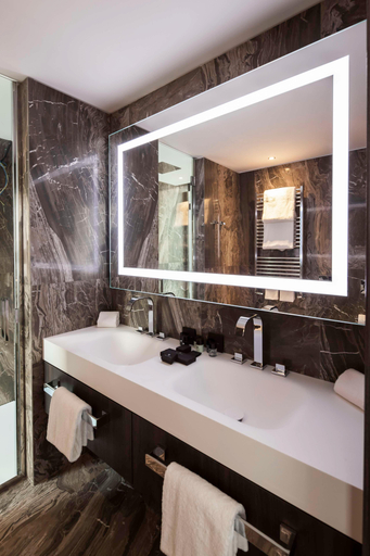 Bathroom 4, Hyatt Centric Milan Centrale, Milano