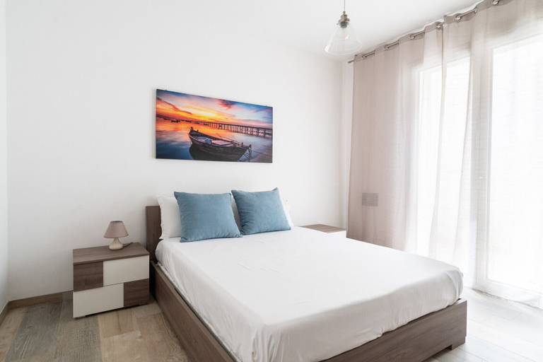 Room 5, Borgo dei Cedri Apartment 2 by Wonderful Italy, Bari