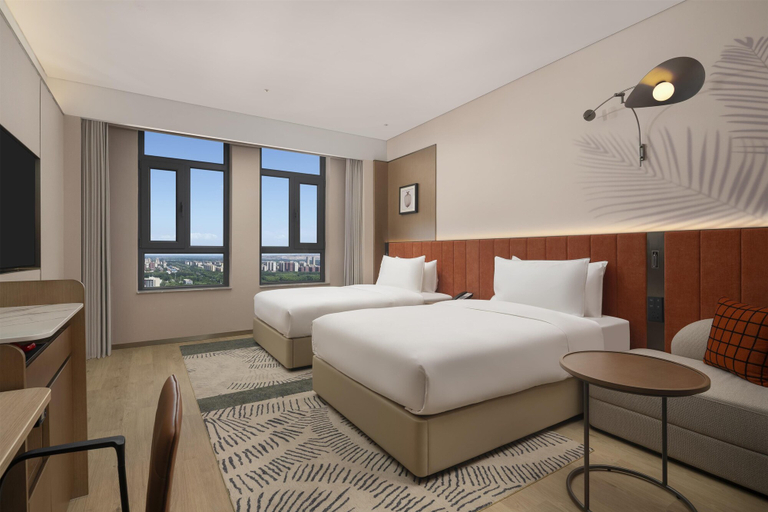 Bedroom 3, Hilton Garden Inn Zhongwei Shapotou, Zhongwei