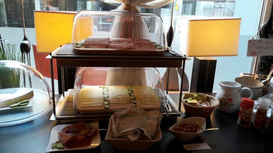 Food & Drinks 4, Hotel-Nachtwachter, Unna
