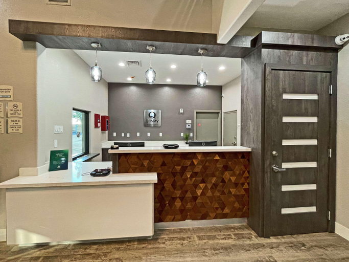Public Area 2, Quality Suites Houston Hobby Airport, Houston