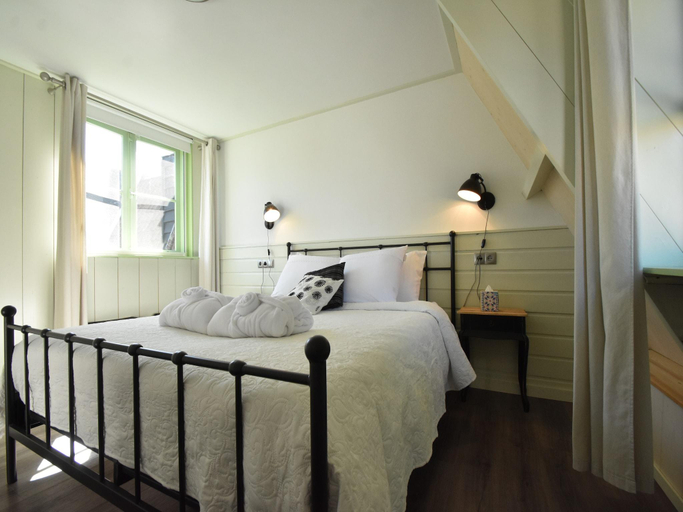 Bedroom 2, Cottage in Edam near IJsselmeer Lake, Edam-Volendam