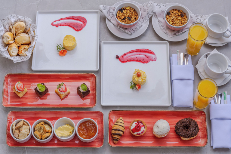 Food & Drinks 16