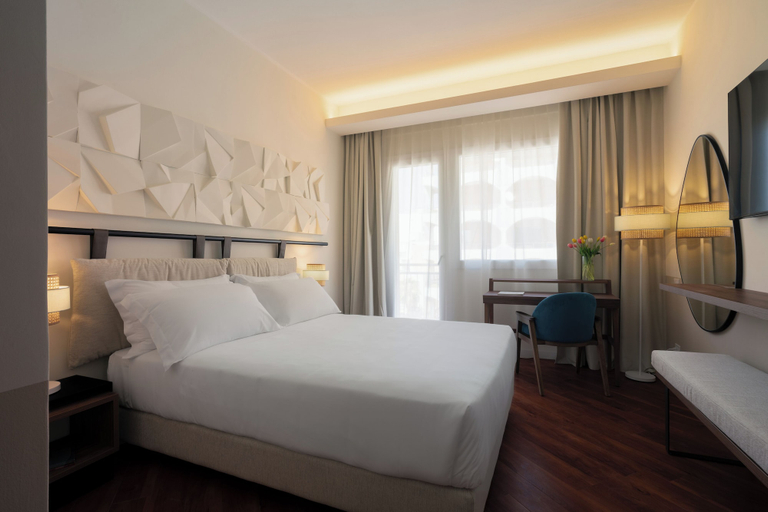 Bedroom 5, HOTEL DELFINO TARANTO, Taranto