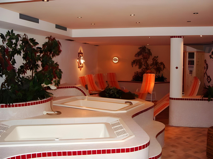 Bathroom 4, Hotel Garni Hainbacherhof, Imst
