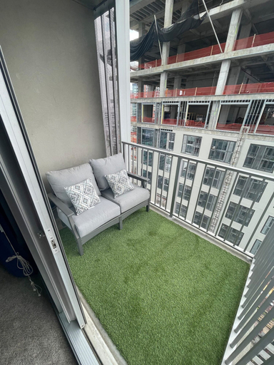 Room 5, Royal Escape Midtown High Rise, Atlanta