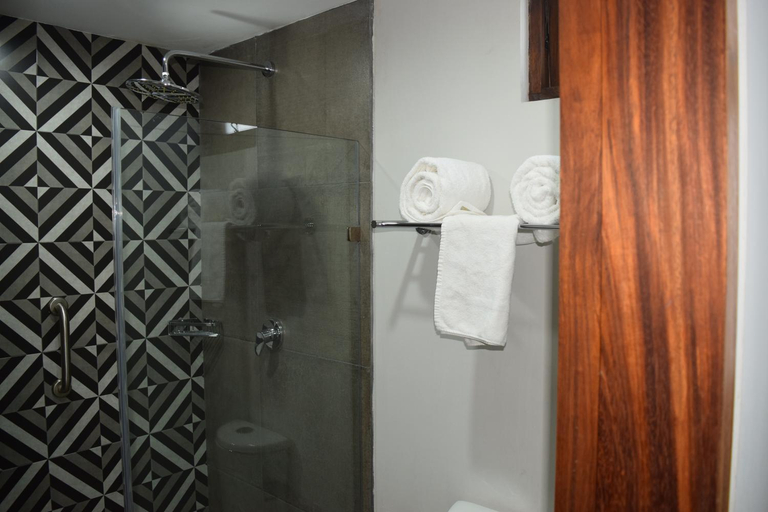 Bathroom 3, Gran Barrio, San Cristóbal de las Casas