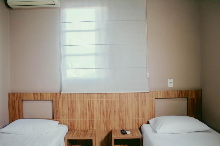 Bedroom 2, Hotel Maia, Betim