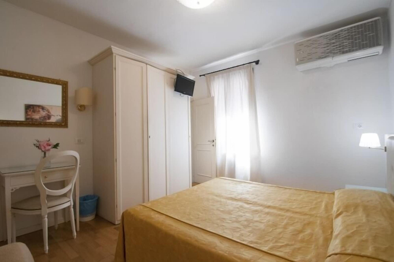 Bedroom 4, albergo ai Tolentini, Venezia