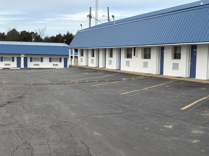 Exterior & Views 2, Motel 6 Sullivan, MO, Franklin
