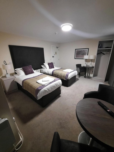 Room 5, Dalkeith Aparthotel, Midlothian
