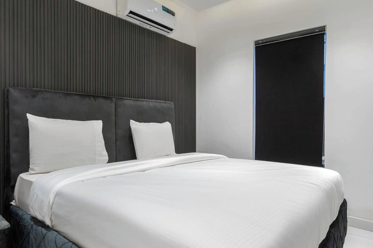 Room 5, Bromford Hotel, Owerri Municipal