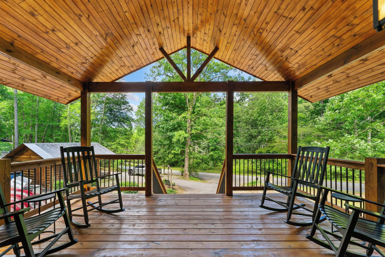 Others 1, North 40 Lodge, Habersham
