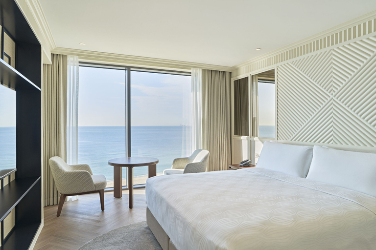 Bedroom 3, Grand Josun Busan, Haeundae