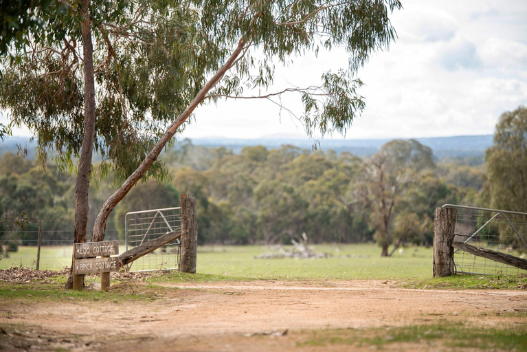 Public Area 2, Grampians Pioneer Cottages, N. Grampians - Stawell