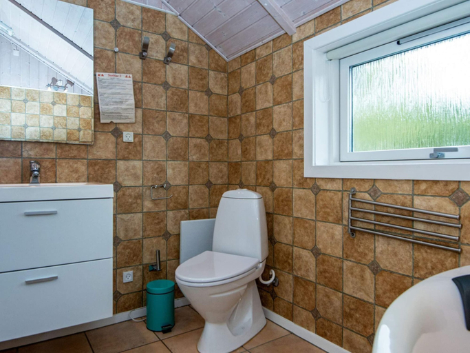 Bathroom 3, 4 Star Holiday Home in Hovborg, Vejen