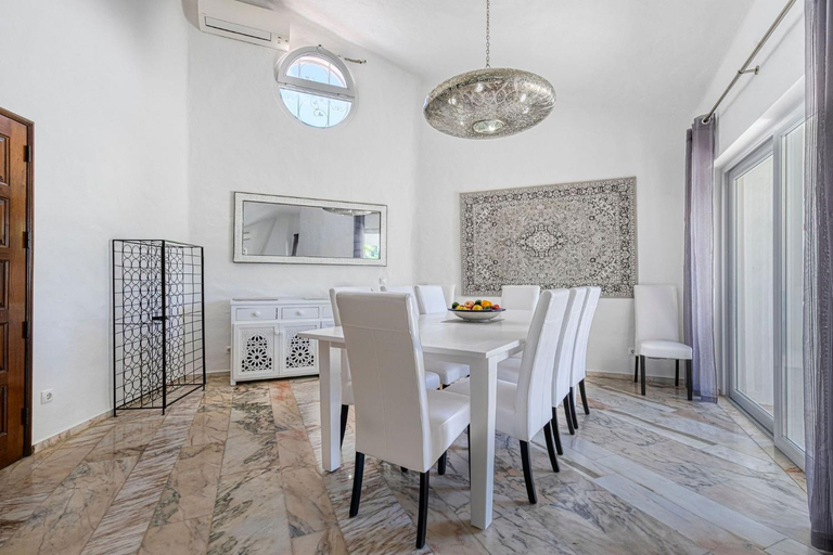 Facilities 5, Golfinhos - MAGNIFICENT & SPACIOUS 5 BEDROOM VILLA, Lagoa