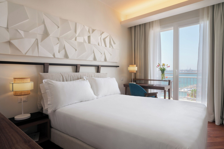 Bedroom 3, HOTEL DELFINO TARANTO, Taranto