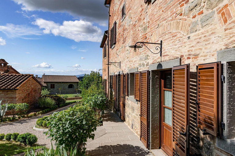 Reception, Farmhouse in Tuscany With Pool and Hill Views, Arezzo