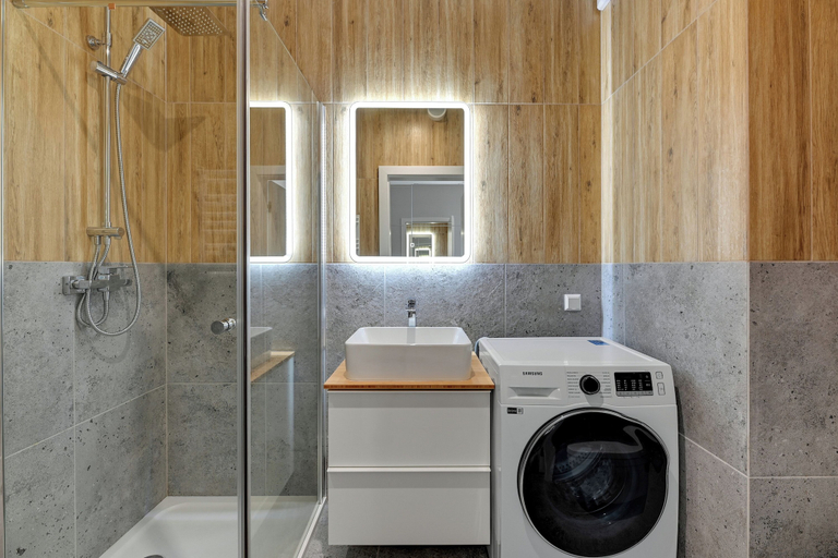Bathroom 4, RentPlanet - Studio Wałowa, Gdańsk City