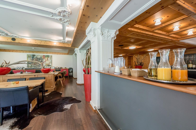 Food & Drinks 5, Boutique Hotel Cervus, Maloja