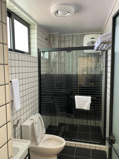 Bathroom 4, ECCO Modern Guest House, Addis Abeba