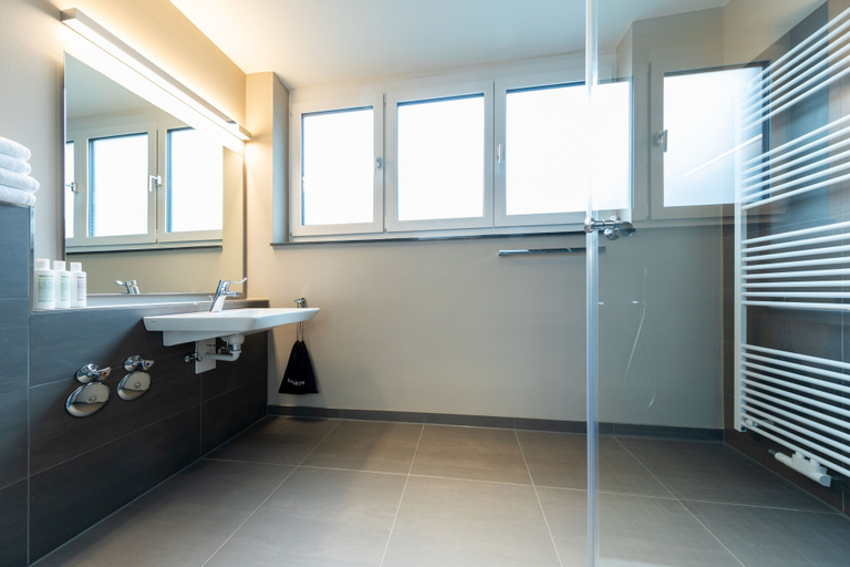 Bathroom 5, Boardinghouse St.Pauli, Hamburg