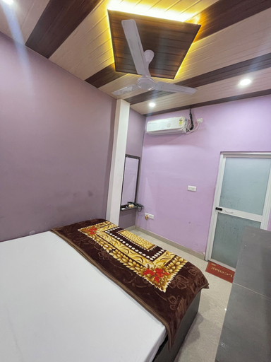 Bedroom 3, Shiv Darshan Home Stay, Varanasi