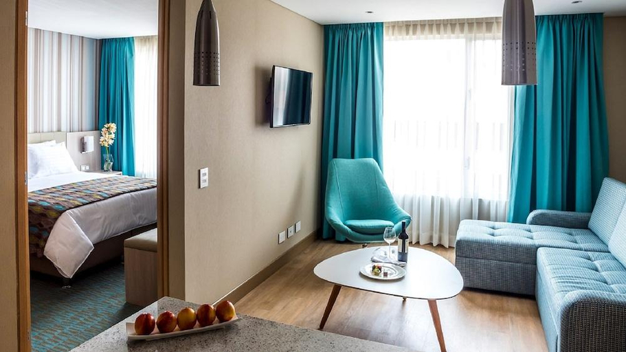 Bedroom 2, Hotel Plaza Suites, Santafé de Bogotá