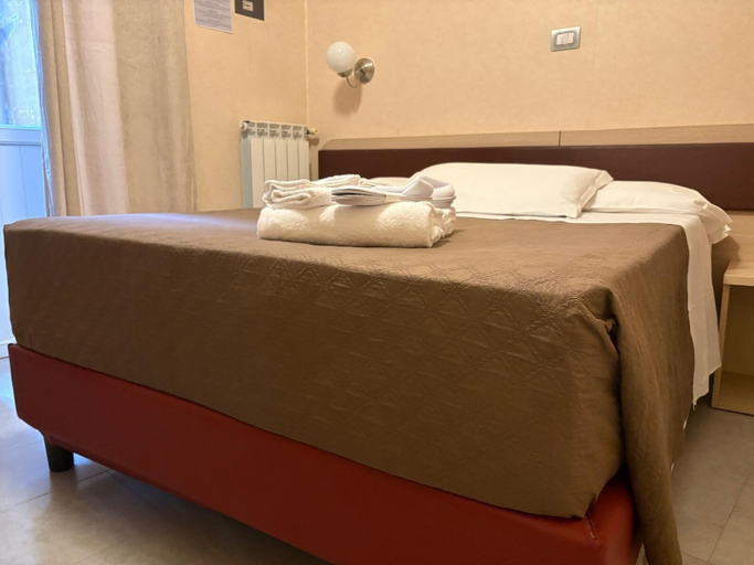 Bedroom 3, Hotel Elide, Roma