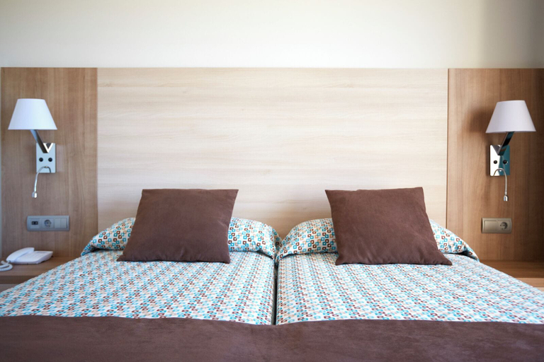 Bedroom 4, Invisa Hotel Ereso All Inclusive, Baleares