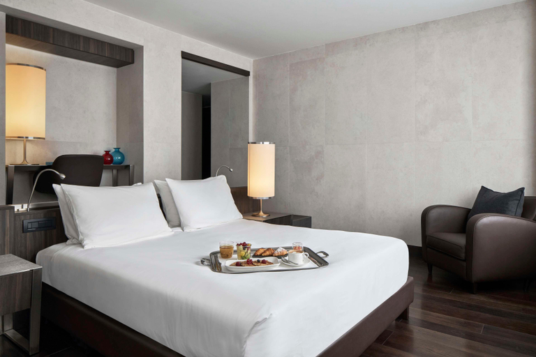 Bedroom 2, Hyatt Centric Milan Centrale, Milano