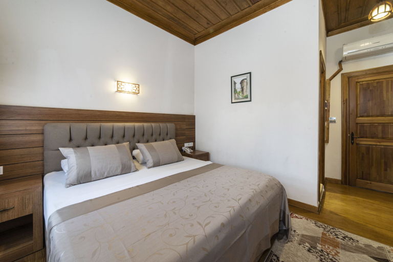Bedroom 3, Armistis Hotel, Mudanya