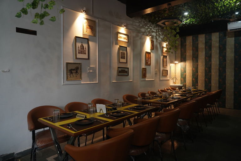Food & Drinks 5, Hotel Raj Kamal & Garden, Gwalior