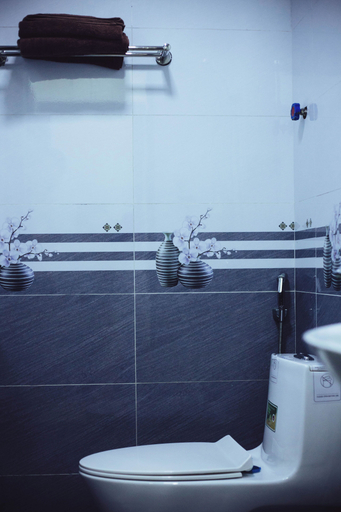 Bathroom 4, Gem Hostel, Cát Hải