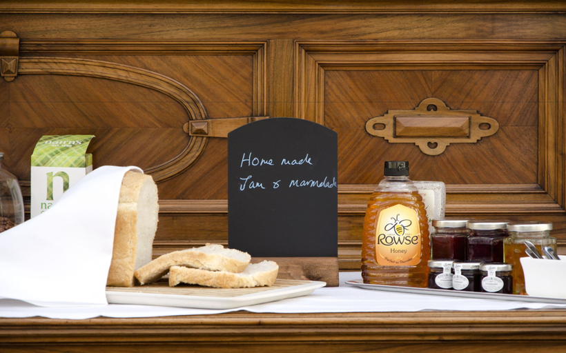 Food & Drinks 5, Ravenscourt Guest House, Highland