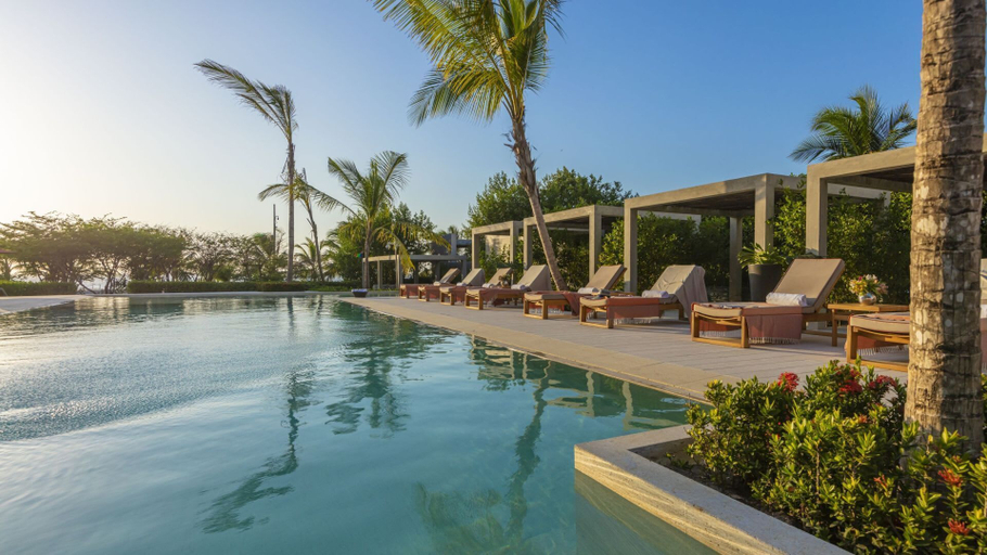 Room 2, w Amazing 2BR With Pool and Balcony in Cartagena, Cartagena de Indias