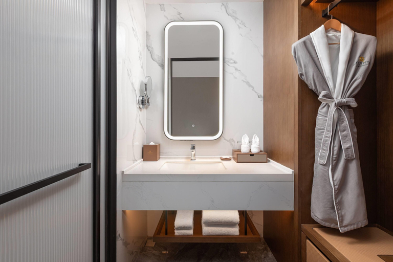 Bathroom, La Quinta by Wyndham Suzhou Yangshan, Suzhou