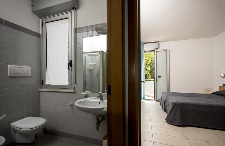 Bathroom 4, Residenza Riva Azzurra, Rimini