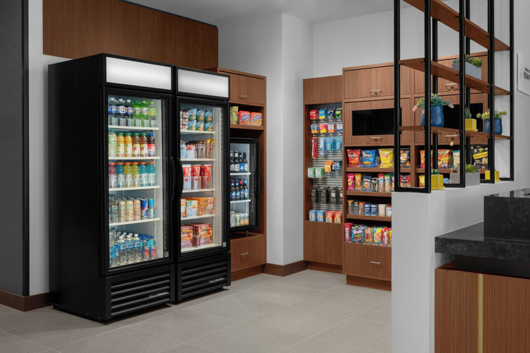 Food & Drinks 5, Residence Inn By Marriott Lincoln Downtown, Lancaster