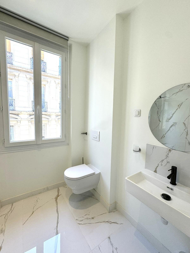 Bathroom 3, Maison Senac, Bouches-du-Rhône