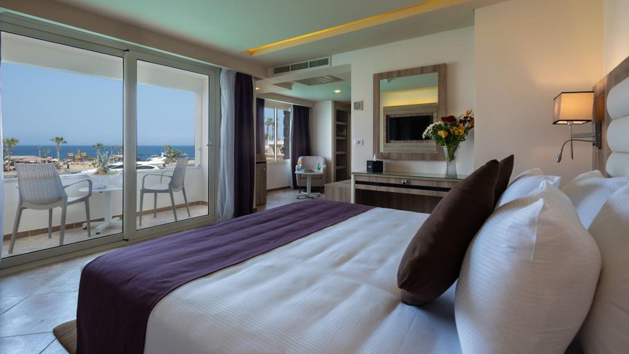 Bedroom 3, Pickalbatros Citadel Resort Sahl Hasheesh, Safaja