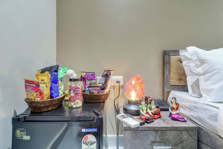 Food & Drinks 4, Royal Inn, Thane