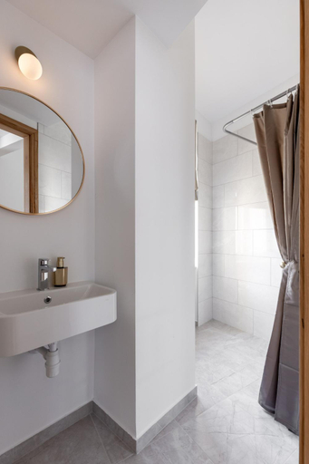 Bathroom 3, Classic Old Town apartment, Riga