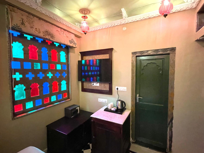 Others 3, Sheeshmahal By Oladar, Udaipur