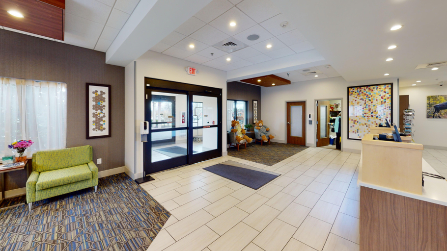 Public Area, Holiday Inn Express SOUTH BURLINGTON by IHG, Chittenden